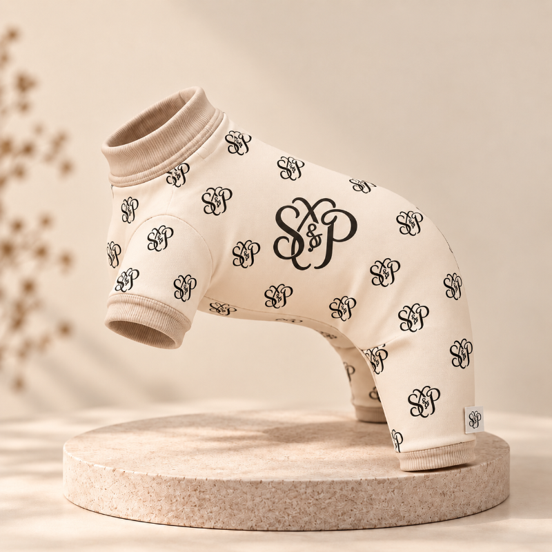 Body pour chien La Seconde Peau SKINPUPPY, coloris crème à motifs monogramme